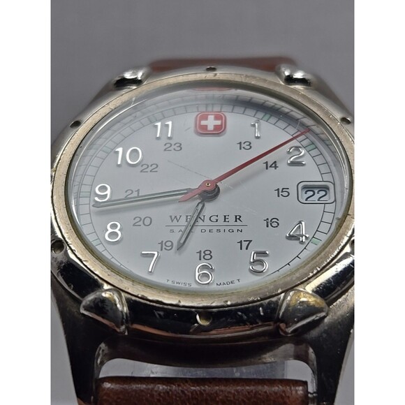 Wenger SAK Design Swiss Army Field Watch Quartz Date 100M White Dial New Battery - Picture 4 of 15